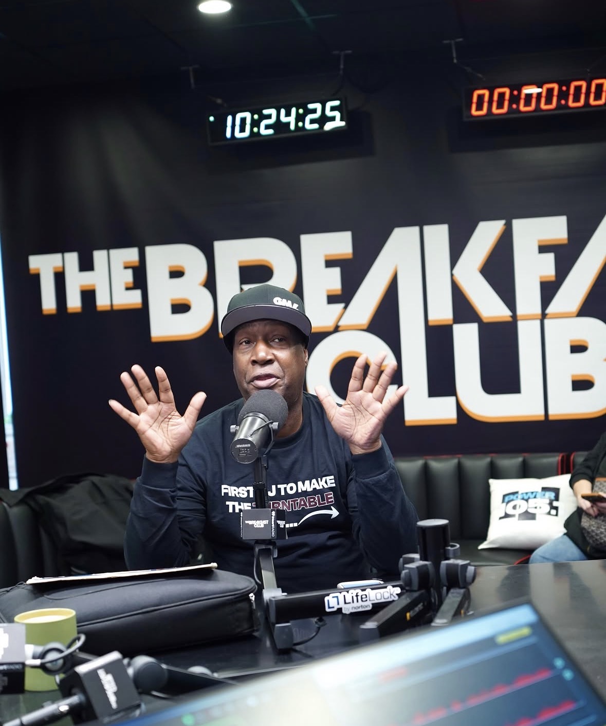 Grandmaster Flash Gave The Breakfast Club A Whole History Lesson — Quick Mix Theory, Crayons On Vinyl & 'Birth Of A Culture'